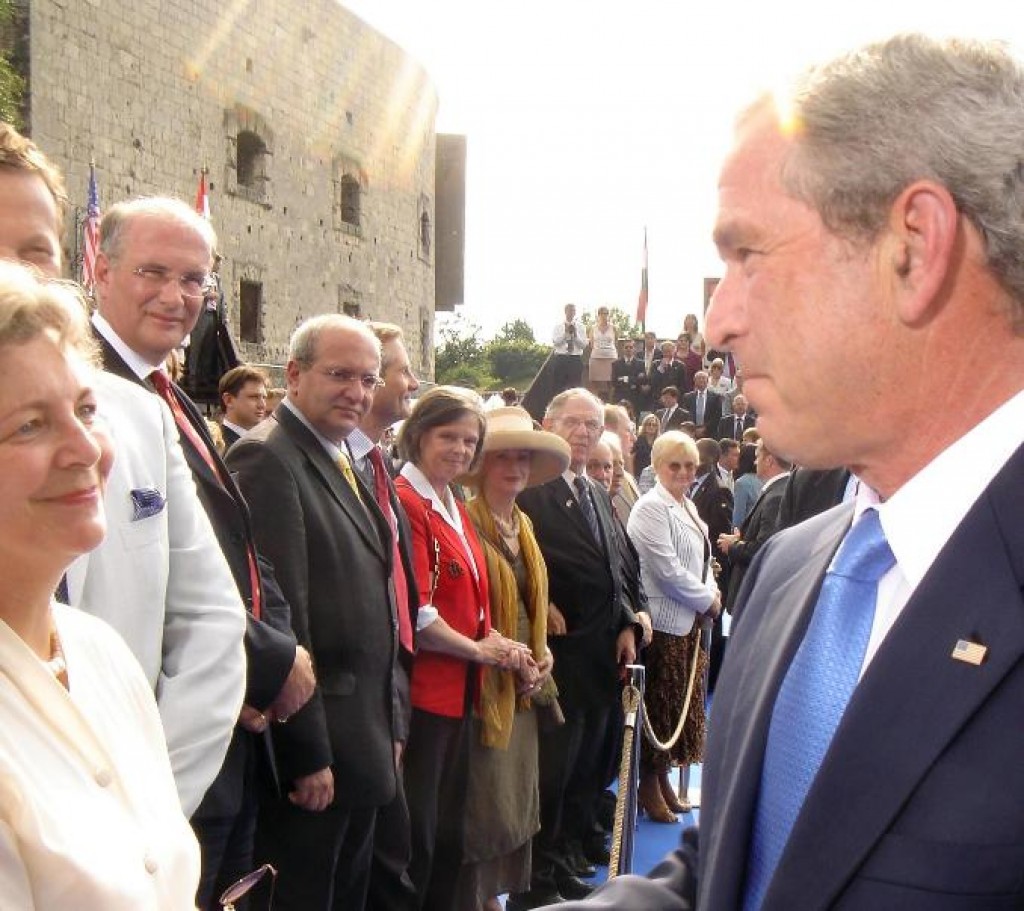 President Bush greets Mrs. Edith Lauer, HAC Chair Emerita during his visit to Budapest on Budapest on June 22, 2006